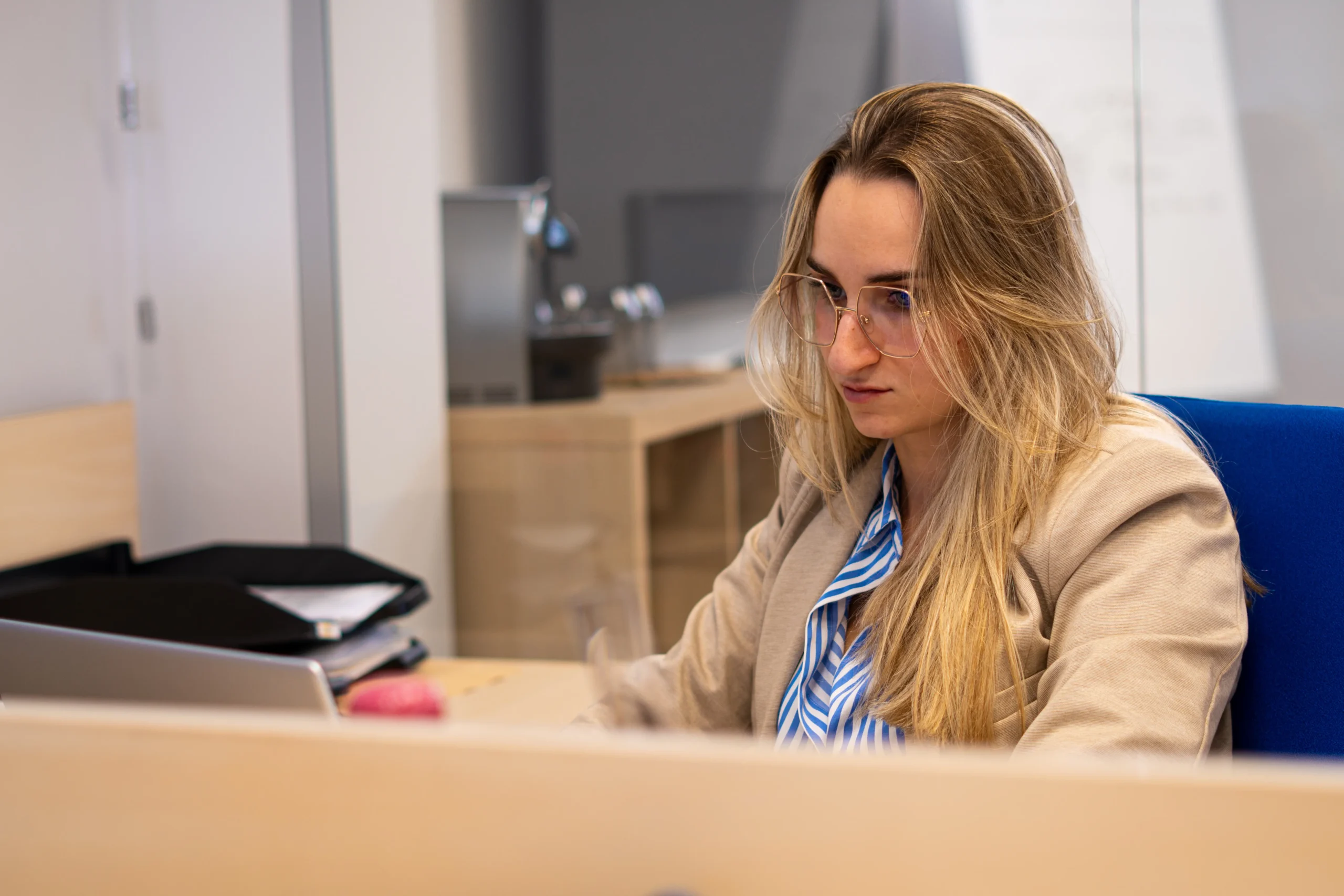 18 ASESORIAMIENTO LABORAL